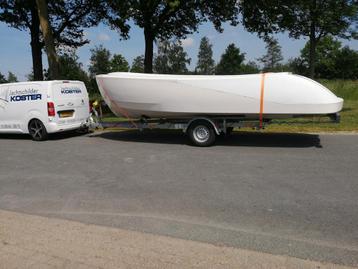 Polyester sloep casco 6.50 mtr lang beschikbaar voor biedingen
