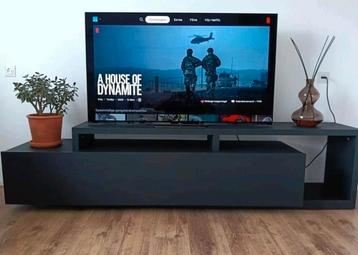 Zwart tv meubel  beschikbaar voor biedingen