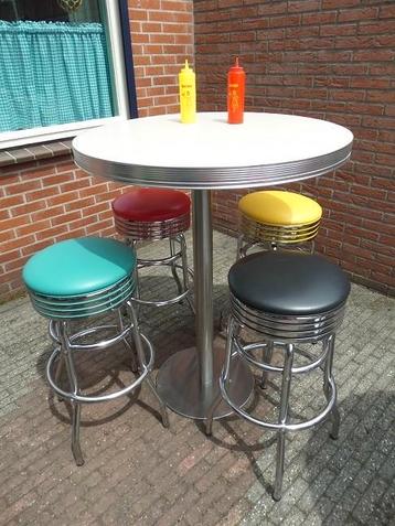 FIFTIES SIXTIES AMERIKAANSE BARKRUKKEN BEL AIR BAR TAFEL  beschikbaar voor biedingen