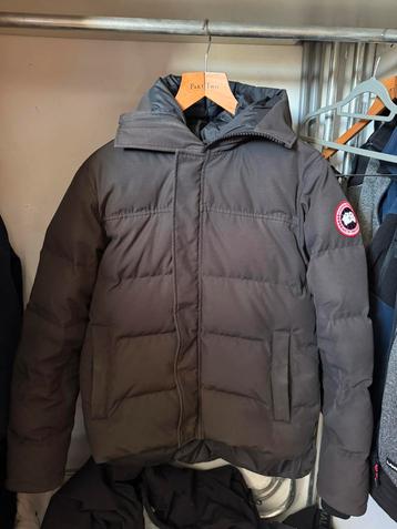 Canada goose jas m beschikbaar voor biedingen
