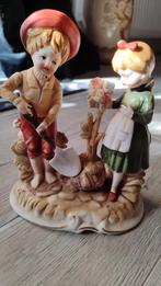 Vintage Capodimonte Stijl Beeldje - Tuinierende Kinderen, Ophalen of Verzenden