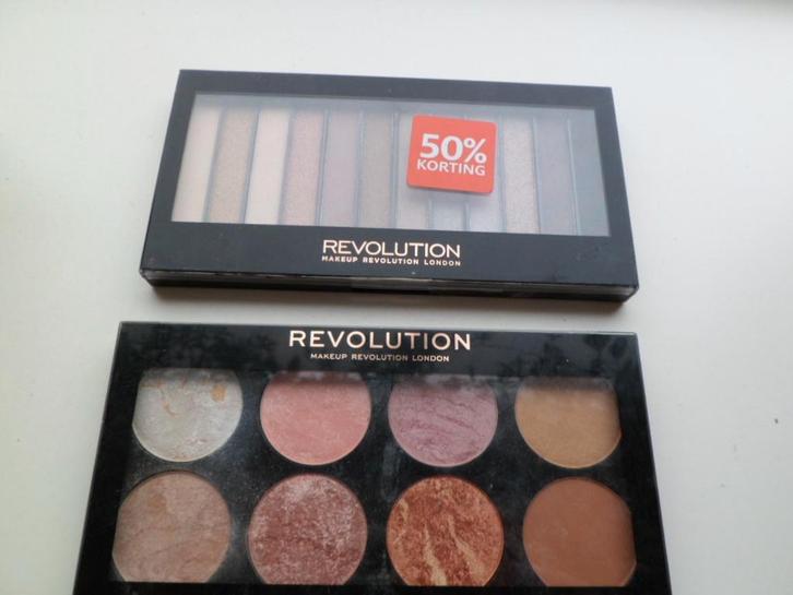 Blush Palette merk Revolution ongebruikt, Sieraden, Tassen en Uiterlijk, Uiterlijk | Cosmetica en Make-up, Nieuw, Gehele gezicht