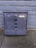 Brievenbus met sleutel - Gebruikt, Tuin en Terras, Brievenbussen, Ophalen, Gebruikt, IJzer, Wandbrievenbus