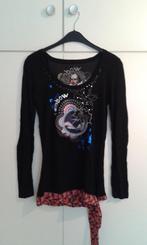 Lang zwart T Shirt (Desigual) met blauwe decoratie maat M/S., Ophalen of Verzenden, Lange mouw, Zo goed als nieuw, Desigual