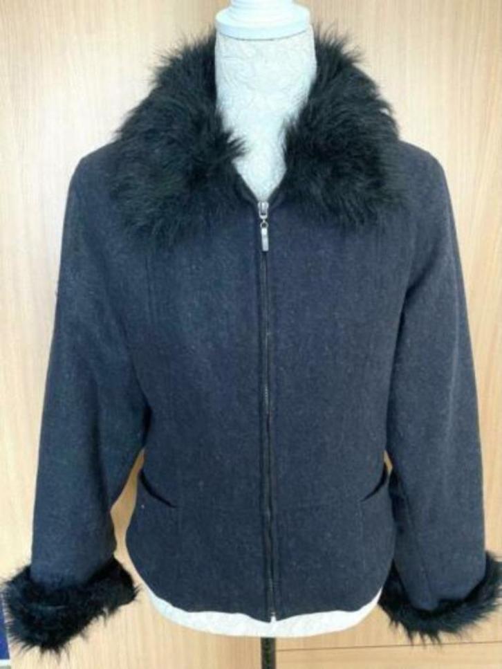 Steps jasje maat S, Kleding | Dames, Jasjes, Kostuums en Pakken, Zo goed als nieuw, Maat 38/40 (M), Grijs, Ophalen of Verzenden