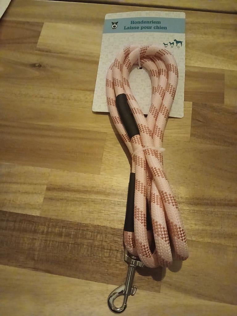 Hondenriem roze (nieuw), Dieren en Toebehoren, Ophalen, Nieuw, Hondenriem