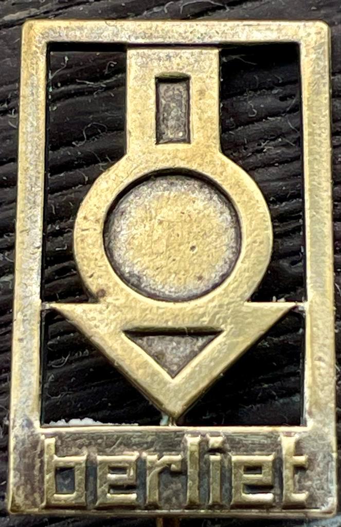 Vintage Berliet Speldje - Automemorabilia Frankrijk, Antiek en Kunst, Antiek | Overige Antiek, Ophalen of Verzenden