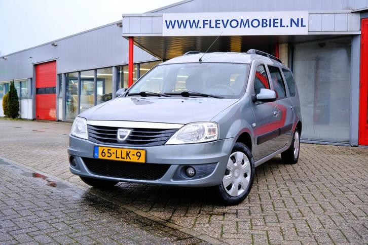 Dacia Logan MCV 1.6-16V Lauréate 7-pers Airco|Trekhaak|APK, Auto's, Dacia, Bedrijf, Te koop, Logan MCV, ABS, Airbags, Airconditioning