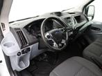 Ford Transit 2.0TDCI 130PK L2H2 | Airco | Cruise | 3-Persoon, Voorwielaandrijving, Stof, Gebruikt, Wit