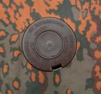 Spuitbus restauratielak in de kleur wh braun mat, Verzamelen, Militaria | Tweede Wereldoorlog, Overige soorten, Duitsland, Helm of Baret