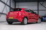 Alfa Romeo Giulietta 1.4 T Business Executive 170 pk | autom, Auto's, Alfa Romeo, Zwart, 4 cilinders, Parkeersensor, Origineel Nederlands