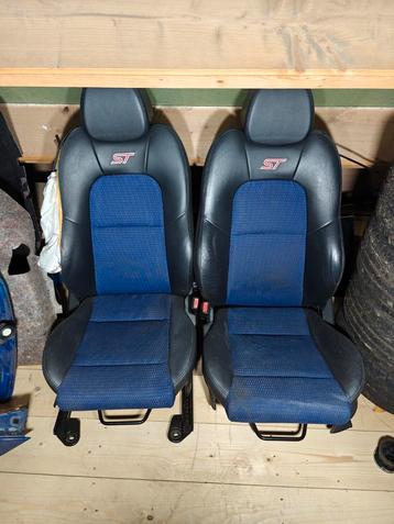 Ford Fiësta ST interieurdelen en vele andere onderdelen. beschikbaar voor biedingen