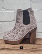 XUZ - Handmade leren klompjes laarzen maat 41 - Nieuw €199