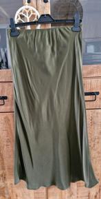 Satijnen rok H&M maat S, Kleding | Dames, Ophalen of Verzenden, Nieuw, Groen, Onder de knie