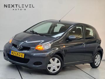 Toyota Aygo 1.0-12V Comfort Automaat Airco Top Conditie beschikbaar voor biedingen