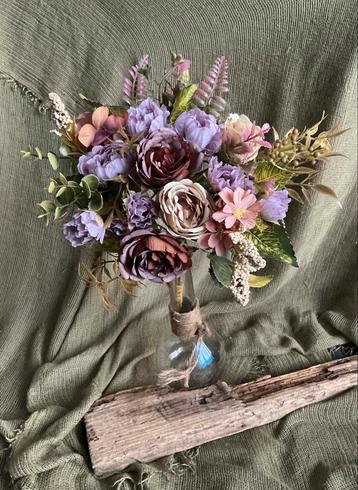 Romantisch Boeket - Lilac & Rustiek beschikbaar voor biedingen