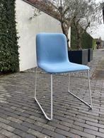 stoel, Huis en Inrichting, Stoelen, Blauw, Stof, Zo goed als nieuw, Modern design