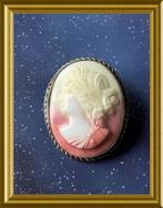Mooie oude glas camee broche, Ophalen of Verzenden, Overige materialen, Broche