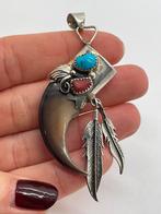 A393 Prachtige zilveren Navajo beerklauw hanger, Overige voorstellingen, Ophalen of Verzenden, X, Met edelsteen