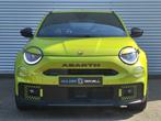 Abarth 600e Scorpionissima 54kWh 280pk | SABELT SPORTSTOELEN, Auto's, Abarth, 12 maanden, Zwart, Nieuw, SUV of Terreinwagen