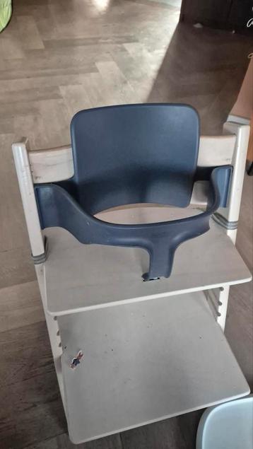 Stokke 1x babyset, 2x kussenset, 1x blad, 1x tuigje beschikbaar voor biedingen