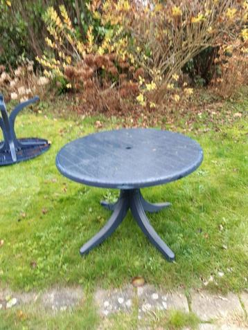 tuintafel van hartman blauw diameter 120 cm hoog ca 70 cm   beschikbaar voor biedingen