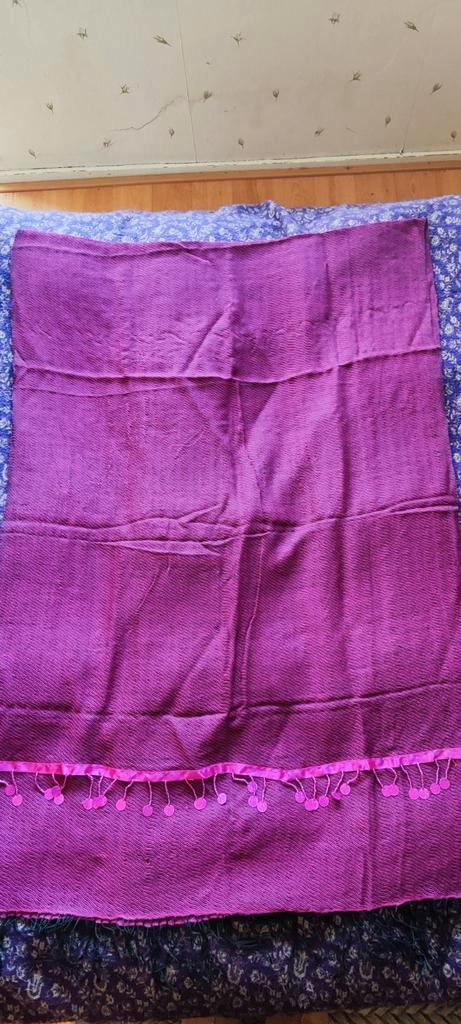 Grote fuchsiaroze-zwarte pashminasjaal/ omslagdoek,205x66 cm, Kleding | Dames, Mutsen, Sjaals en Handschoenen, Zo goed als nieuw
