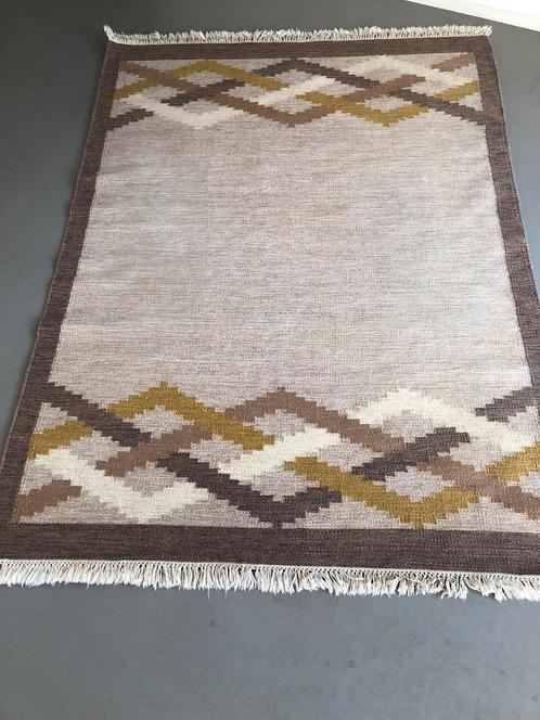 Vintage Zweeds vloerkleed, röllakan Scandinavisch design, Huis en Inrichting, Stoffering | Tapijten en Kleden, Zo goed als nieuw