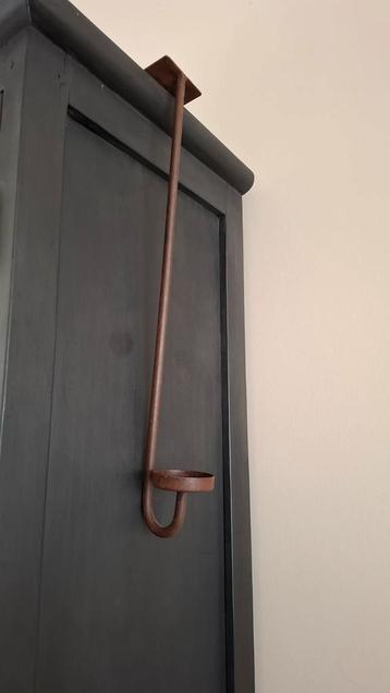 Metalen kast kandelaar 50cm. beschikbaar voor biedingen