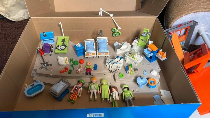 Playmobil ziekenhuis (6657), met originele doos, Kinderen en Baby's, Speelgoed | Playmobil, Zo goed als nieuw, Complete set, Ophalen of Verzenden