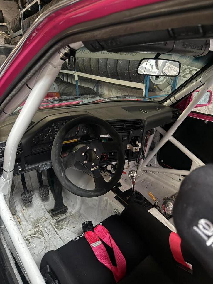 BMW E30/M54-B30 raceklaar, Auto's, BMW, Particulier, 3-Serie, Benzine, Hatchback, Handgeschakeld, Geïmporteerd, Overige kleuren