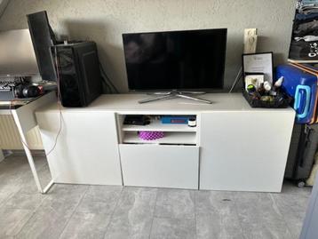 BESTÅ Kastcombinatie wand, 180x42x64 cm beschikbaar voor biedingen