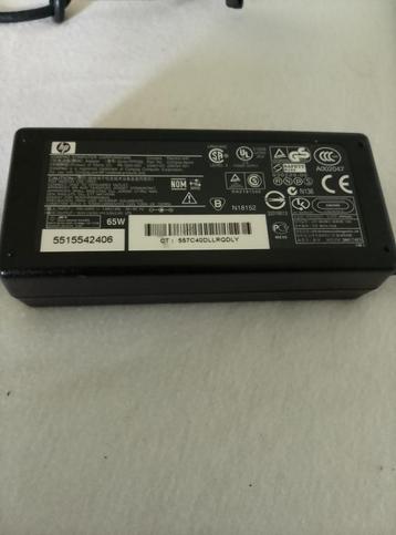 HP-stroomadapter model A002047 beschikbaar voor biedingen