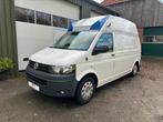 Volkswagen Transporter T5 4Motion 4x4 Ambulance, Auto's, Euro 5, Volkswagen, Wit, Vierwielaandrijving