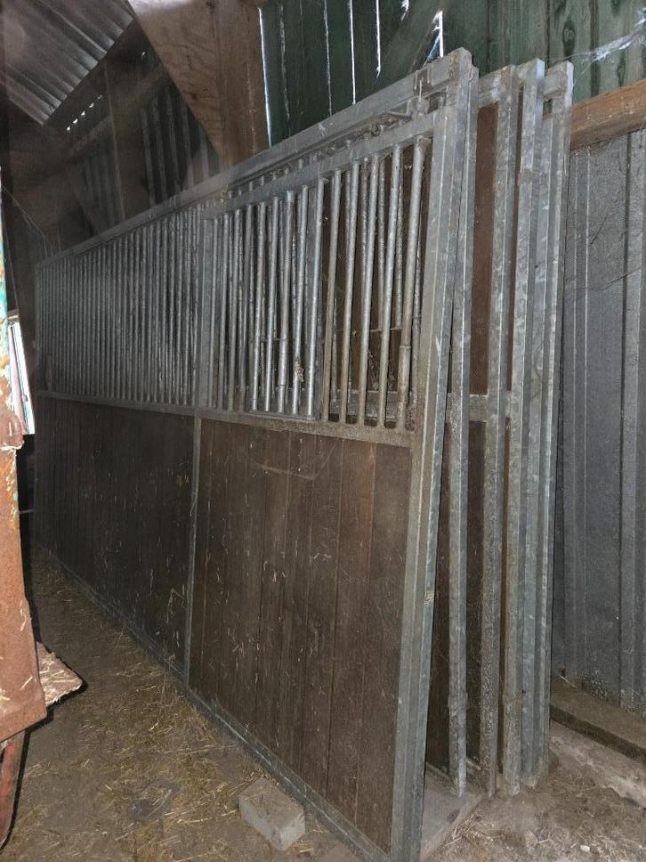 paardenboxen, Dieren en Toebehoren, Stalling en Weidegang, 2 of 3 paarden of pony's