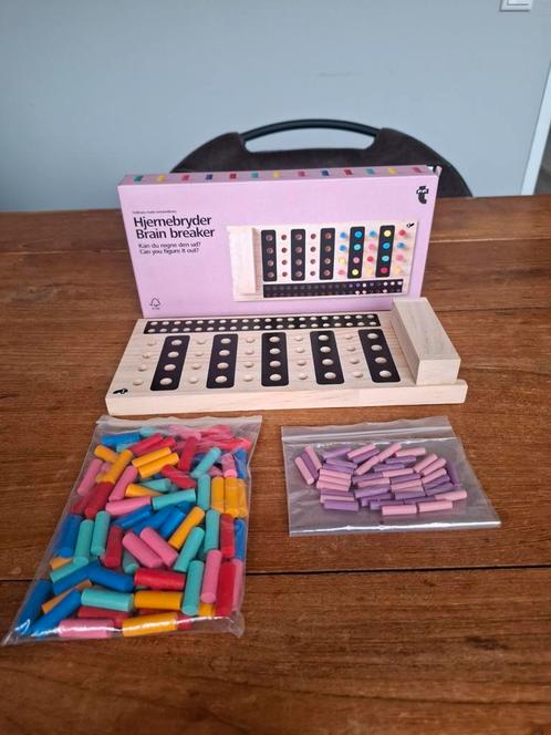 Brain breker, Hobby en Vrije tijd, Gezelschapsspellen | Bordspellen, Ophalen of Verzenden