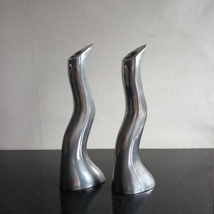 IKEA  Anna Efverlund 2 Kandelaars Anatomi  Aluminium vintage, Huis en Inrichting, Woonaccessoires | Kandelaars en Kaarsen, Gebruikt