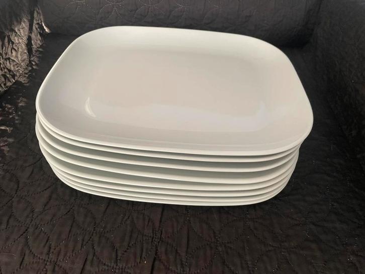 Dinerborden Ikea, Huis en Inrichting, Keuken | Servies, Zo goed als nieuw, Bord(en), Overige stijlen, Aardewerk, Ophalen