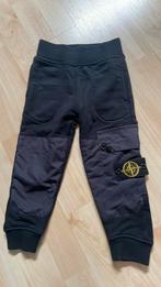 Zgan zwart origineel STONE ISLAND BABY BROEKJE MAAT 86/92, Ophalen of Verzenden, Zo goed als nieuw, Jongen, Broek