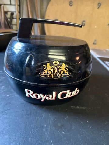 Royal Club IJsblokjeshouder beschikbaar voor biedingen