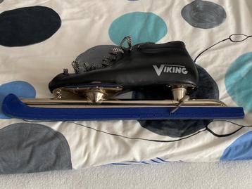 Te koop diverse schaatsen beschikbaar voor biedingen