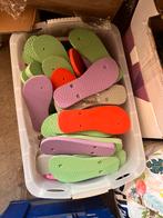 Enorme partij slippers, Diversen, Rommelmarktspullen, Ophalen, Nieuw