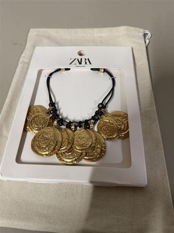 Zara ketting goud gekleurde medallion ketting beschikbaar voor biedingen