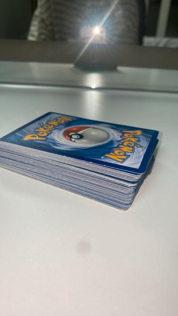 Pokemonkaarten (items, Supporters, Etc.), Hobby en Vrije tijd, Verzamelkaartspellen | Pokémon, Zo goed als nieuw, Meerdere kaarten