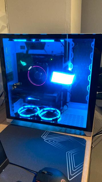 Gaming pc beschikbaar voor biedingen
