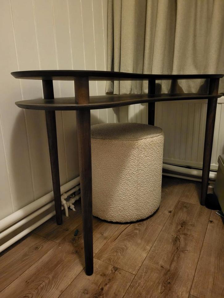 Asymmetrisch bureau van H&M, Antiek en Kunst, Antiek | Meubels | Tafels, Ophalen