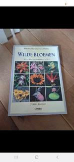 Farino - Rebo foto-encyclopedie wilde bloemen, Ophalen of Verzenden, Gelezen, Farino