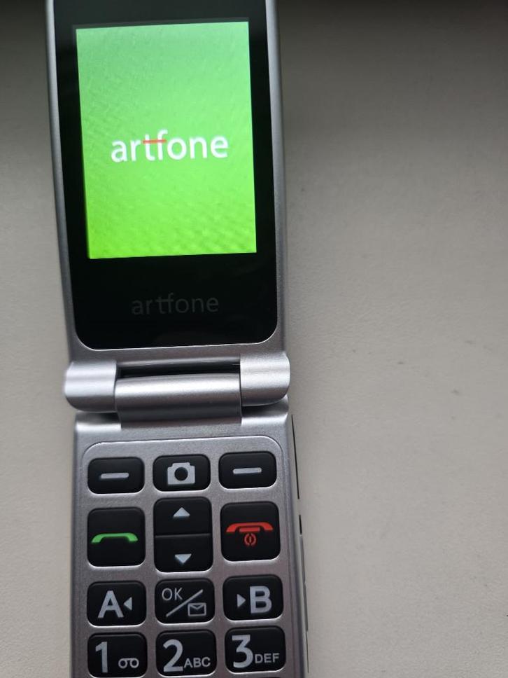 artfone senioren mobiel, Telecommunicatie, Mobiele telefoons | Overige merken, Nieuw, Zonder abonnement, Zonder simlock, Inklapmodel
