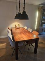 Teakhouten tafel met karakter, Ophalen