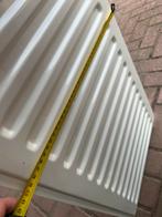Enkele Radiator 220cm bij 40 cm, Doe-het-zelf en Verbouw, Verwarming en Radiatoren, Ophalen, 30 tot 80 cm, Radiator, 150 cm of meer